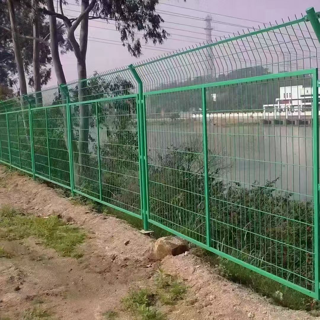 球场围栏
